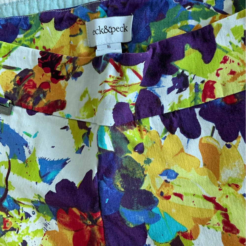 Peck & Peck Colorful Floral Skinny Pants